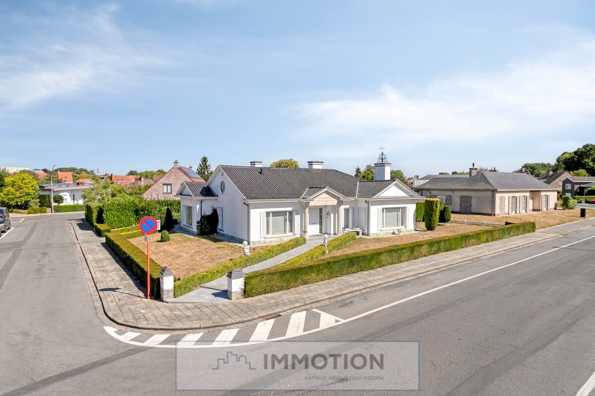 D6b633a43d19548b71ce61e5fb93208f61f45210297b1f8912bccd15944236de