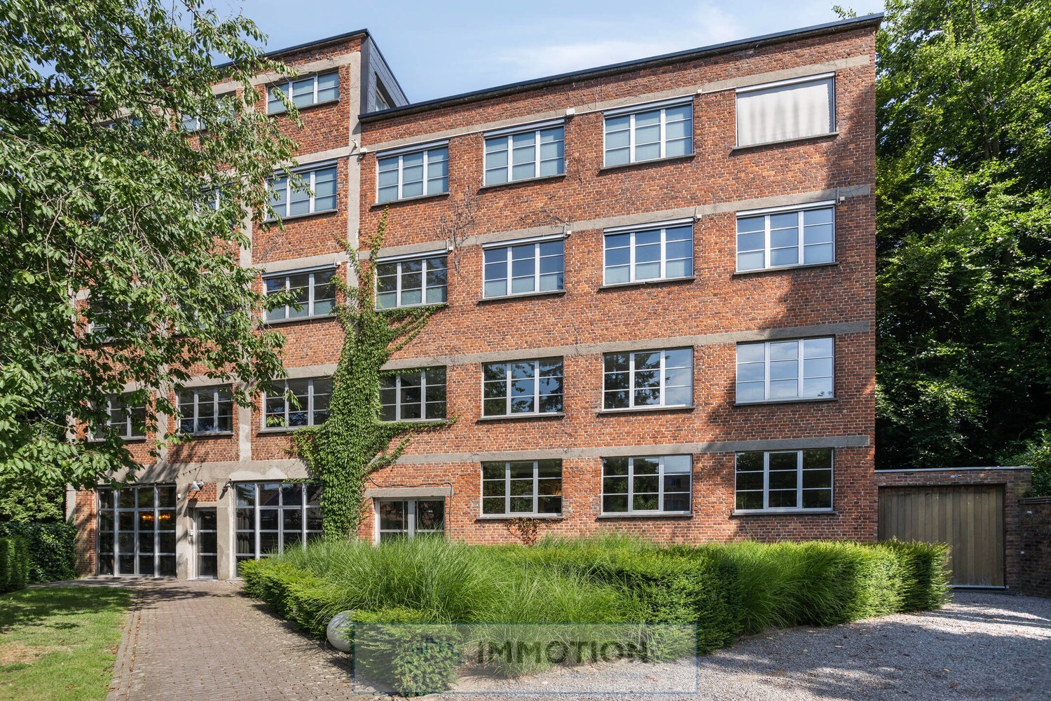 15530e2304397f1f2b7d700dafb0db62c07e10edf8a204f767170daf584c5893