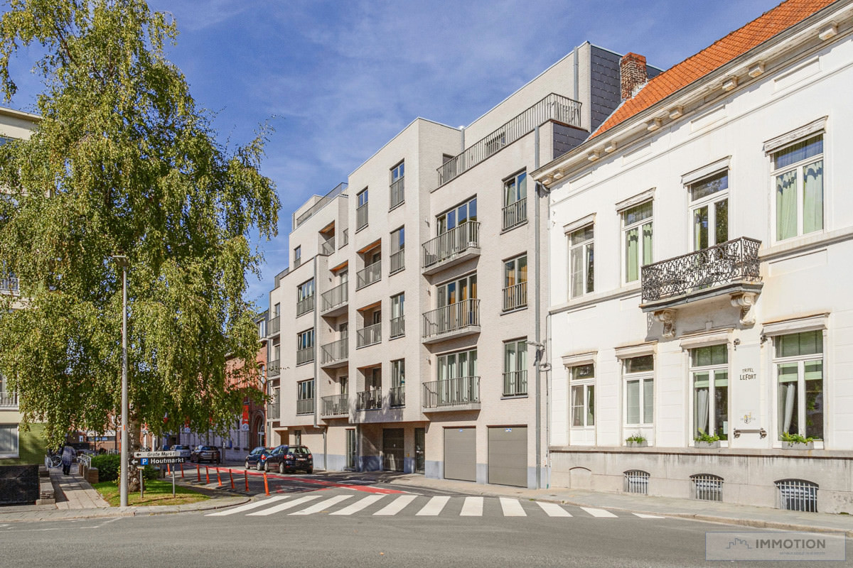 Duplex appartement + garagebox - centrum Kortrijk