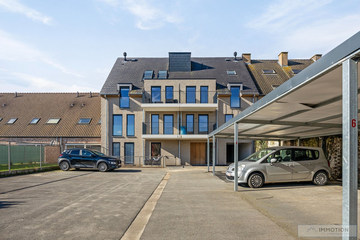 Toffe penthouse met zalig terras in Kuurne